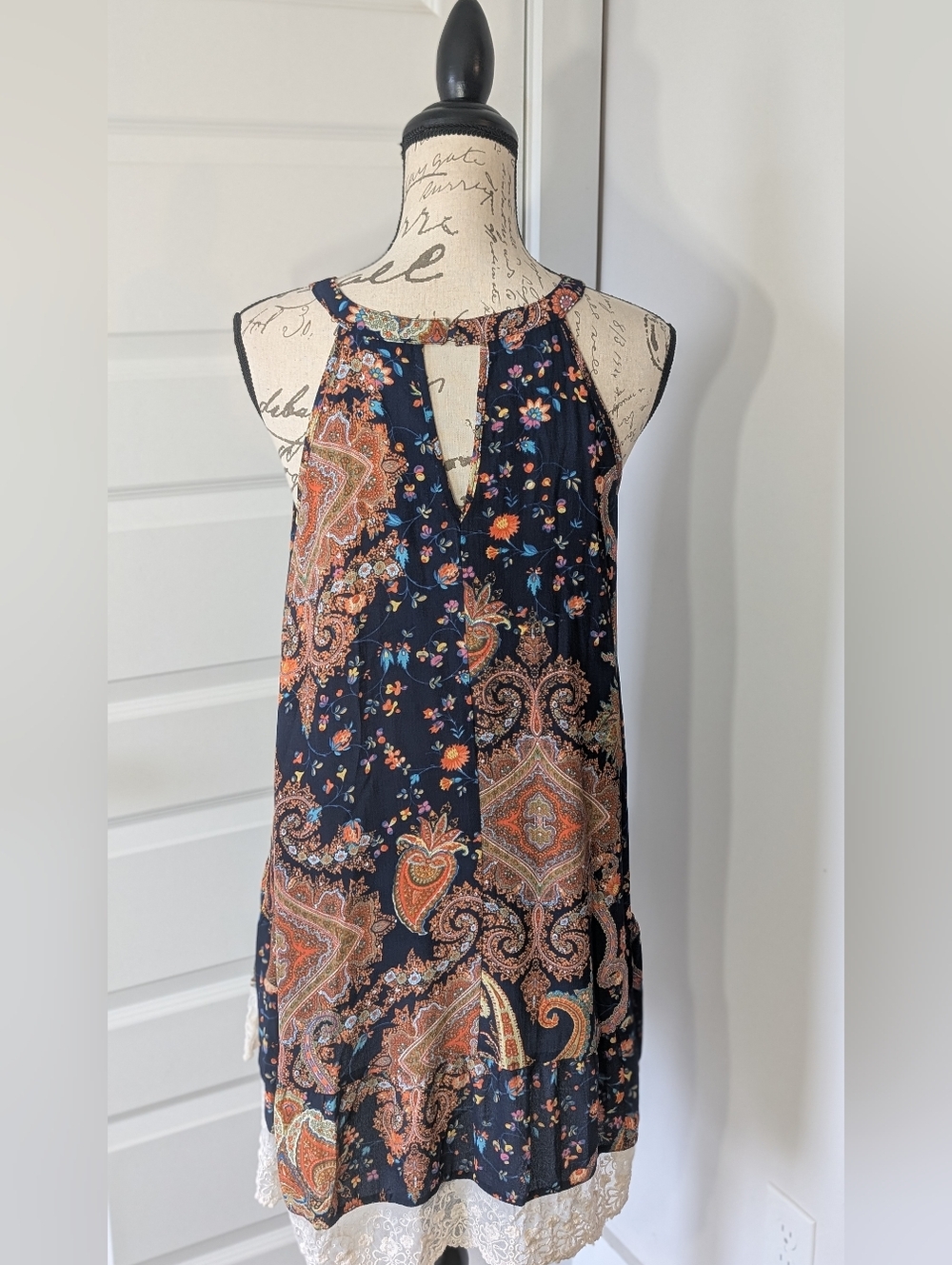 Umgee Navy Floral Print Blouse Size M - Picture 2 of 7